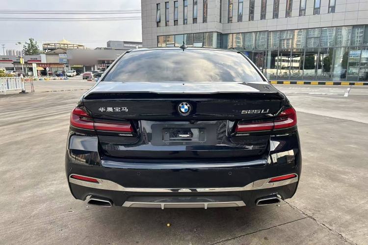 Used BMW 5 Series 2022 Second Facelift 525Li M Sport Package