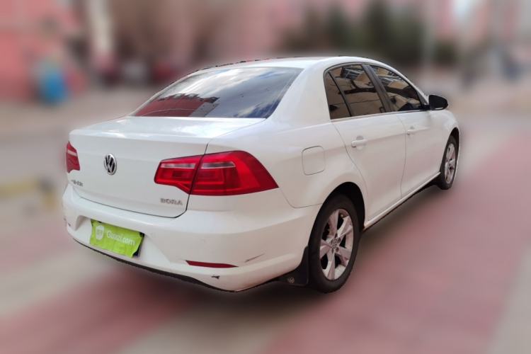 Used Volkswagen Bora 2013 1.6L Manual Comfort Model Rear Right 45 Deg