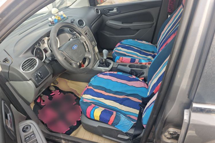 Used Ford Focus 2013 Hatchback Classic 1.8L Manual Base Model