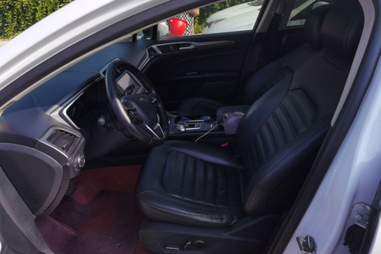 Used Ford Mondeo 2017 EcoBoost 180 Luxury Model
