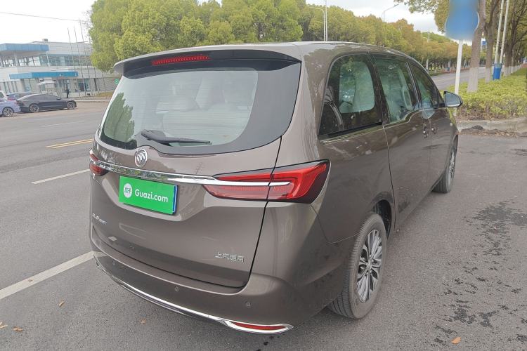 Used Buick GL8 2022 Land Cruiser Executive Class 652T Comfort Model Rear Right 45 Deg