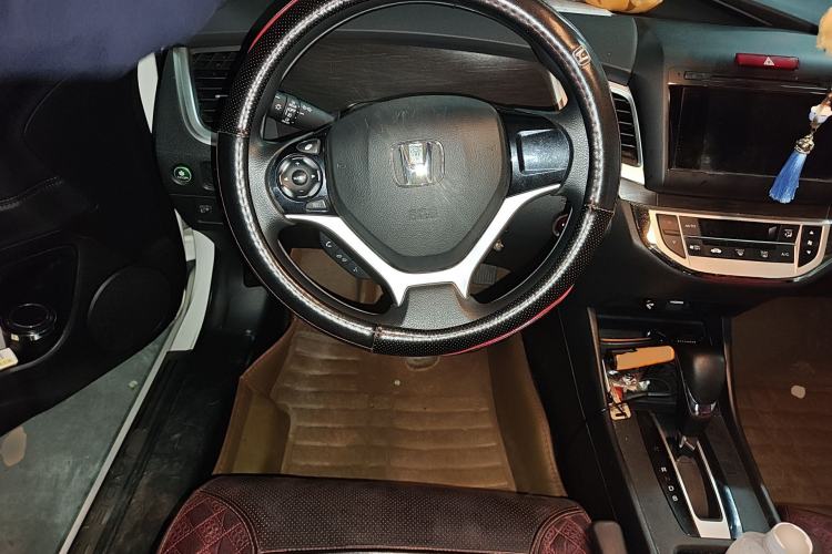 Used Honda Jade 2014 1.8L Automatic Comfort Elite Version 5 Seats
