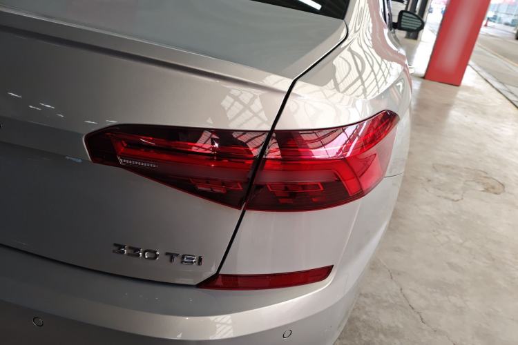 Used Volkswagen Passat 2019 330TSI Elite Edition China VI
