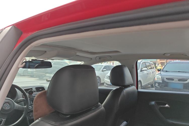 Used Volkswagen Polo 2013 1.6L Automatic Luxury Edition
