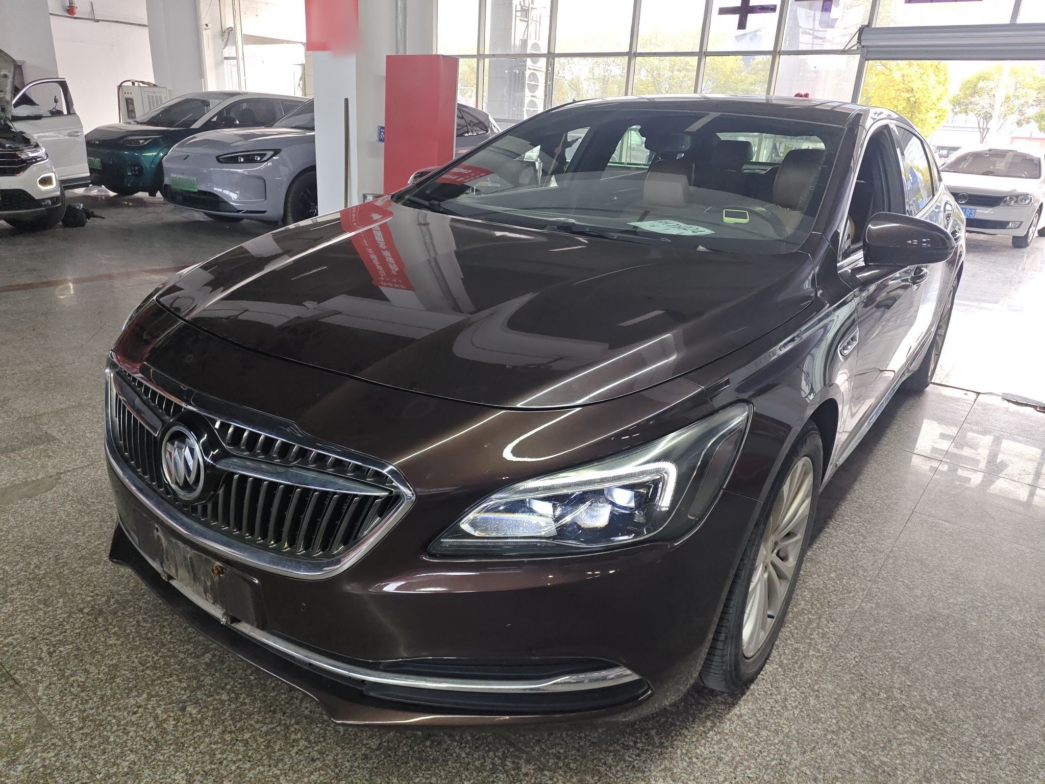 Parte inferior delantera