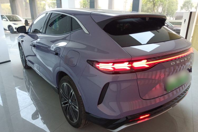 Used Denza N7 2025 630 All-Wheel Drive Intelligent Driving Dual-Laser Flagship Edition