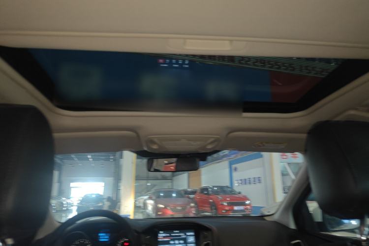 Used Ford Focus 2017 Sedan 1.6L Automatic Fashion Edition Smart Drive Version Headliner