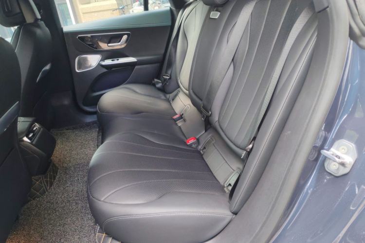 Used Mercedes-Benz EQE 2022 350 First Edition Special Version Left Rear Seat