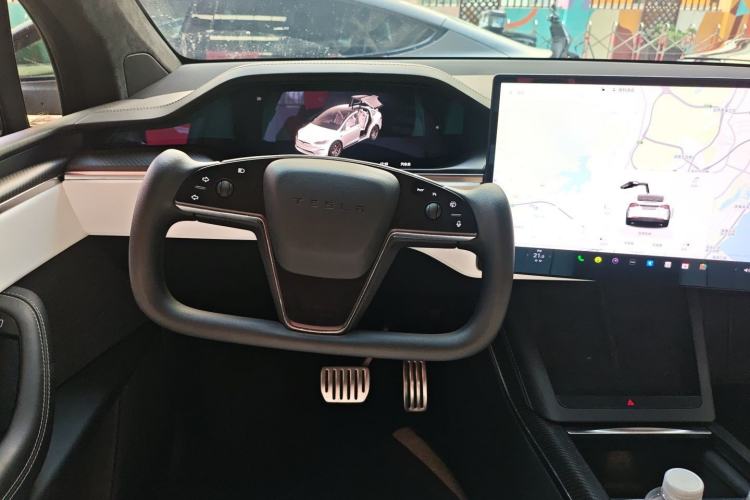 Used Tesla Model X 2023 Three-Motor All-Wheel-Drive Plaid Version
