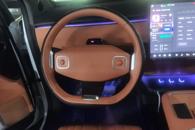 Used CHANGAN NEVO E07 2025 All-Electric 4x4 with 90 kWh Max Intelligent Driving Version
