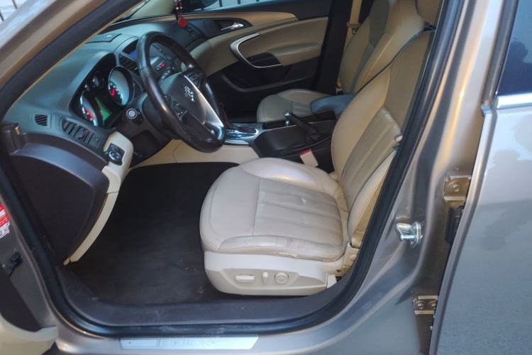 Used Buick Regal 2012 2.4L SIDI Elite Edition Left Front Seat