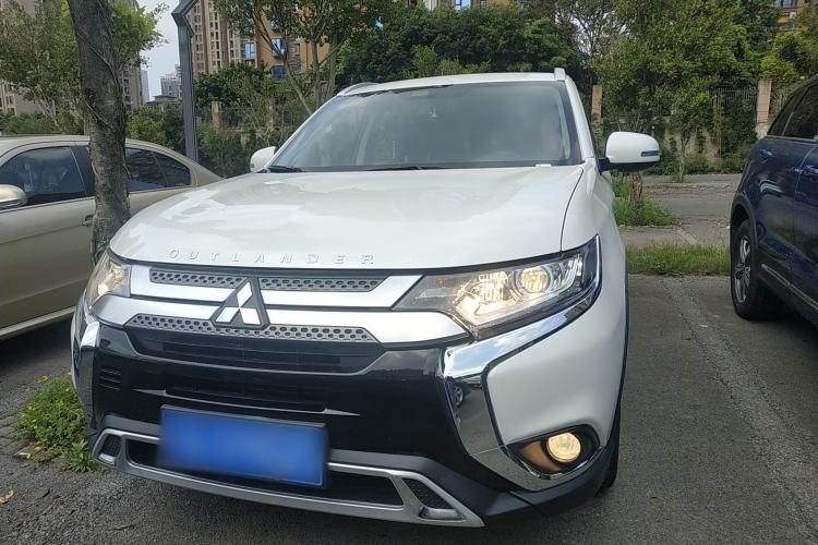 Used Mitsubishi Outlander 2020 2.0L Two-Wheel Drive Enjoyment Version 5 Seats