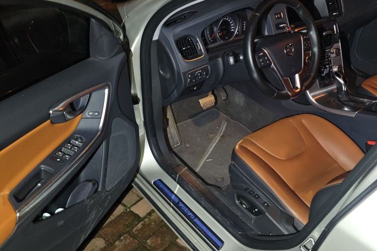 Used Volvo S60 2018 S60L T3 Smart Progress Edition