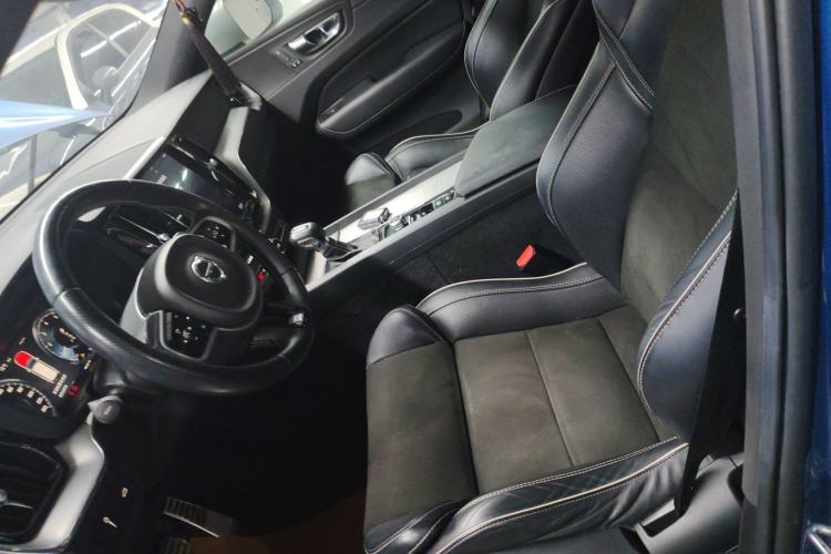 Used Volvo XC60 2019 T5 4x4 Zhiyuan Sport Edition China V Standard Left Front Seat