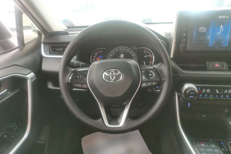 Used Toyota RAV4 2020 2.0L CVT 4x4 Trend Edition
