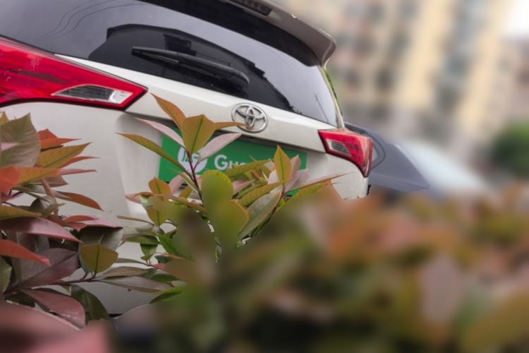 Used Toyota RAV4 2013 2.0L CVT Four-Wheel Drive New Edition Rear