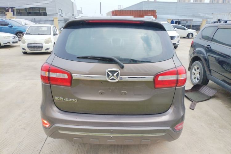 Used JMC Yusheng S350 2013 2.4T Automatic 2WD Diesel Luxury Edition 5 Seats Rear