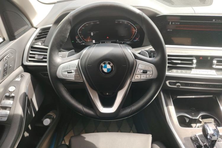 Used BMW X7 