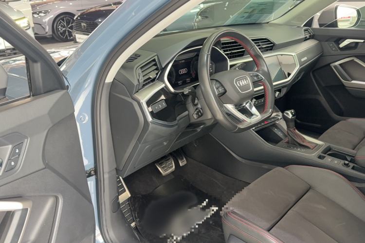 Used Audi Q3 2022 40 TFSI RS Package Performance Model
