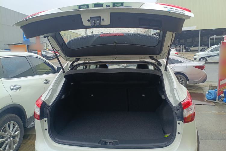 Used Nissan Qashqai 2017 2.0L CVT Smart Enjoyment Version China V Standard