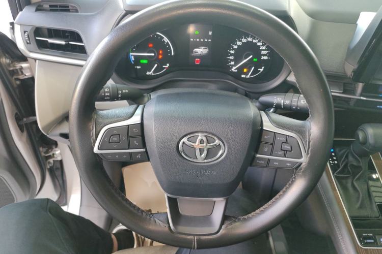 Used Toyota Sienna 2021 2.5L Hybrid Comfort Edition