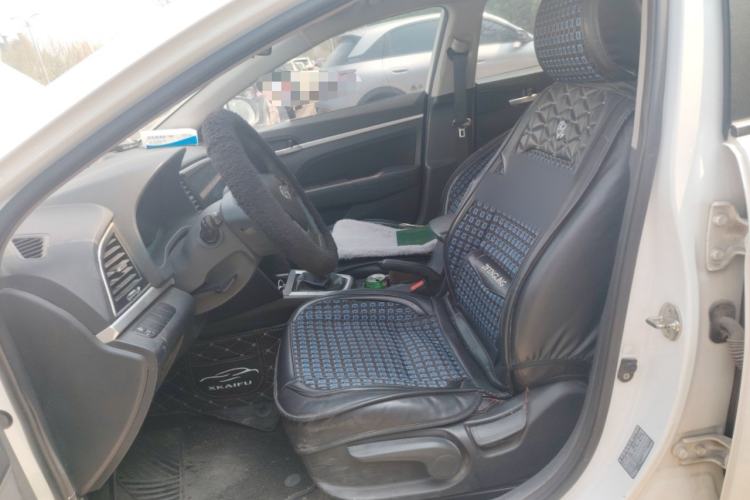 Used Hyundai Elantra (6th Generation / Lingdong) 2016 1.6L Manual ZhiXuan·Youth Edition Left Front Seat