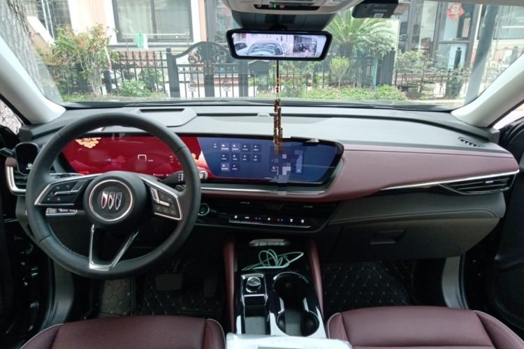 Used Buick Envision 2026 Model Equinox Plus 28T Two-Wheel-Drive Platinum Edition