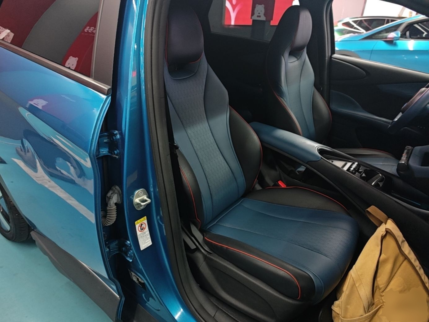BYD Dolphin 2021 401km Knight Edition — снимка 19