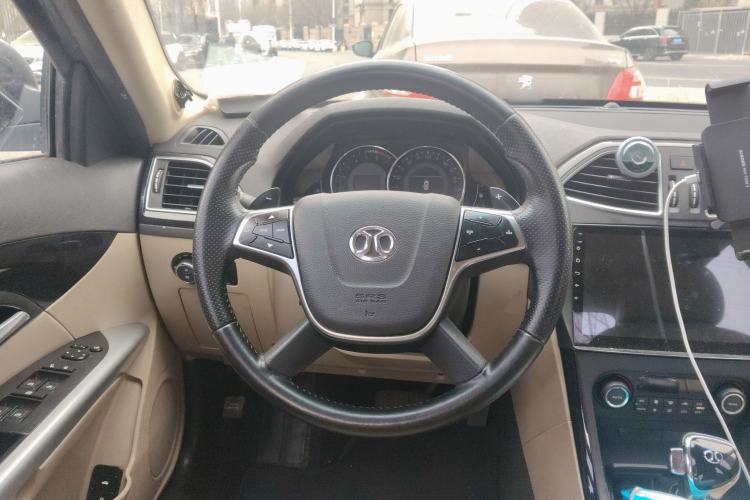 Used BAIC Senova D70 2013 2.0T Elite Edition Steering Wheel