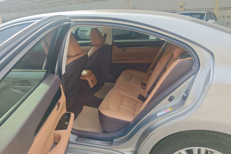 Used Lexus ES 2015 200 Elite Edition
