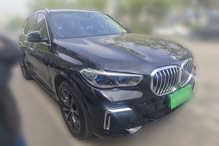 Used BMW X5 2022 Restyled xDrive 30Li Luxury Version M Sport Package Exterior 2