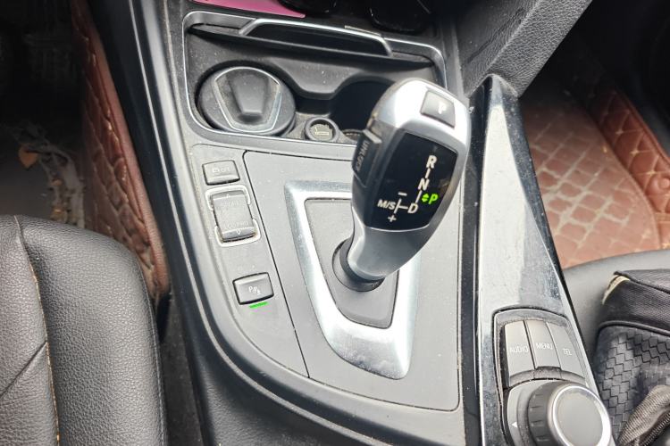 Used BMW 3 Series 2017 320Li Fashion Model
