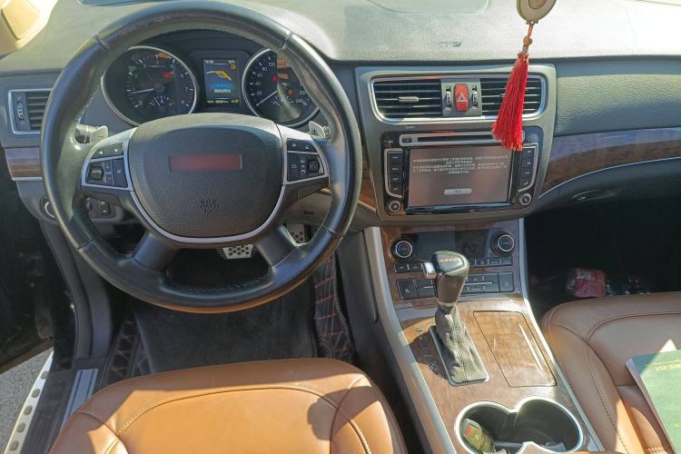 Used Haval H8 2015 2.0T Two-Wheel-Drive Luxury Version