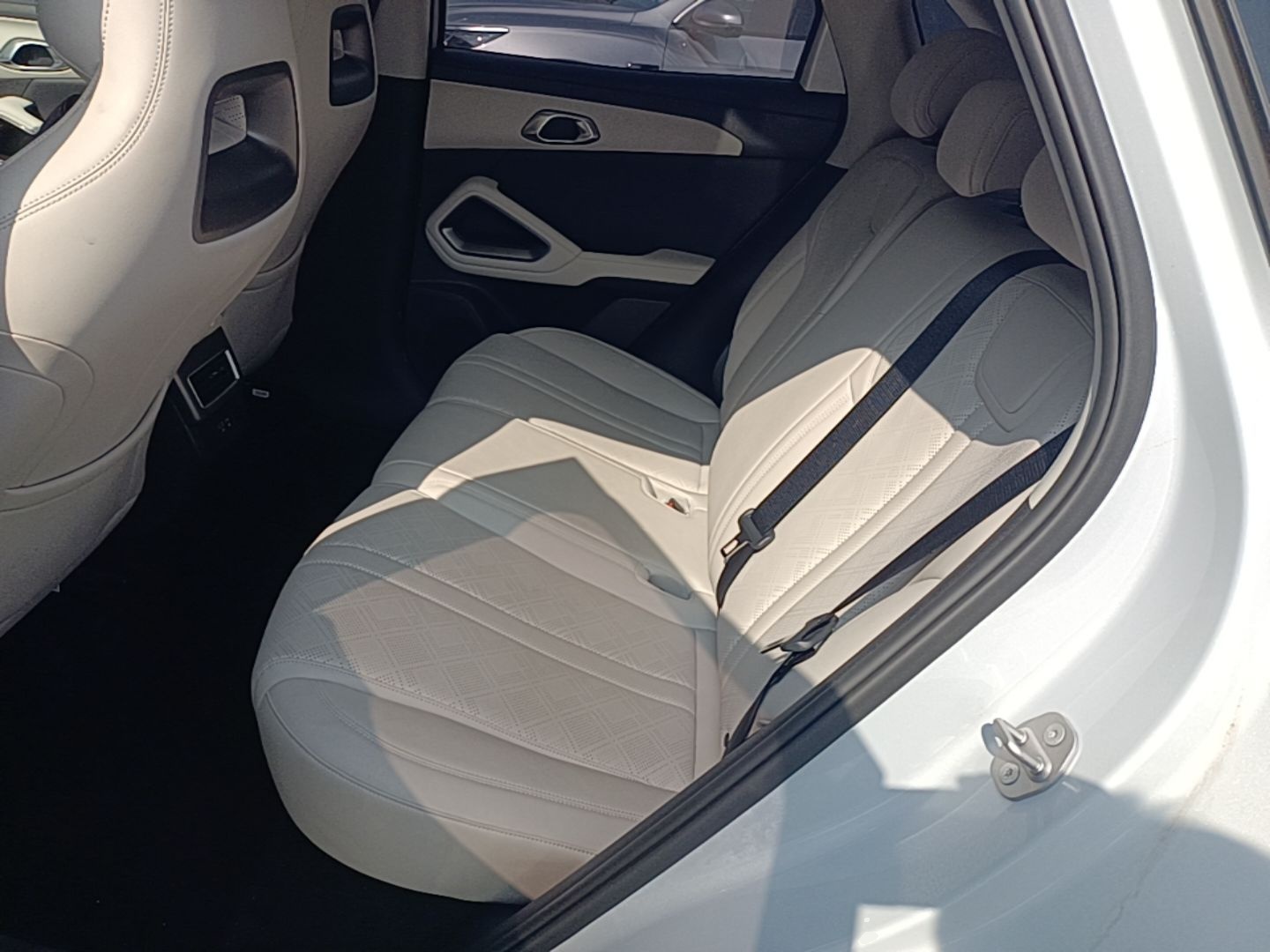 BYD Yuan UP 2025 Intelligent Driving Version 401 km Beyond-Range Edition — снимка 20