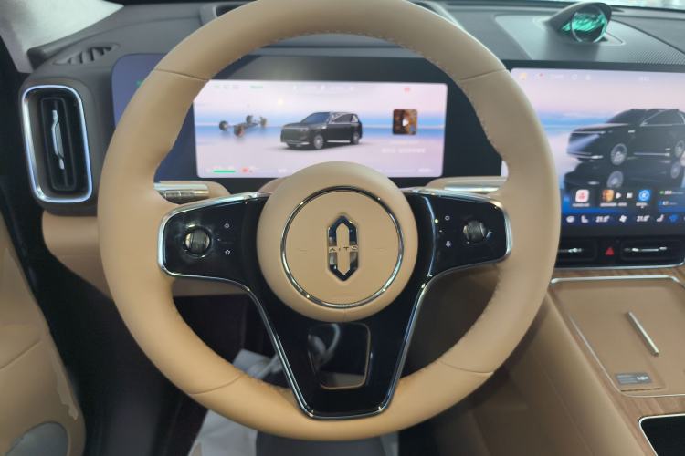 Used Hima AITO M8 2025 Extended-Range Max+ Version 53.4 kWh 6-Seater Edition