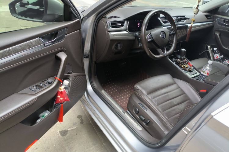 Used Skoda Superb 2021 TSI380 DSG Flagship Edition
