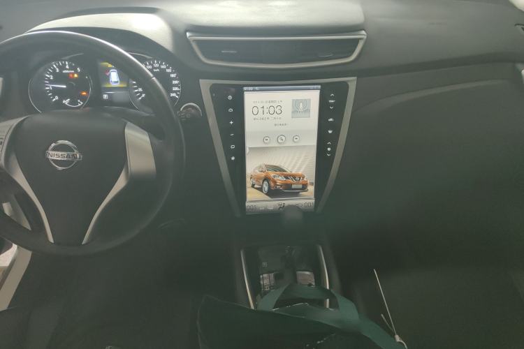 Used Nissan X-Trail 2015 2.0L CVT Comfort MAX Edition 2WD
