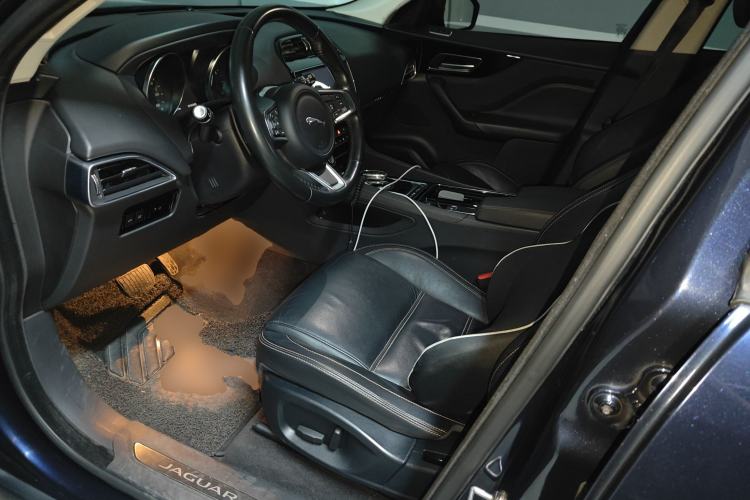 Used Jaguar F-PACE 2018 2.0T Four-Wheel Drive Urban Luxury Edition