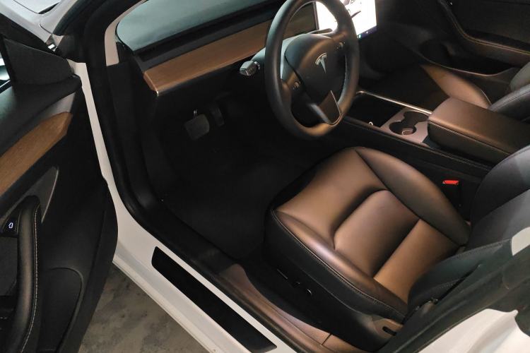 Used Tesla Model 3 2022 Rear-Wheel-Drive Version