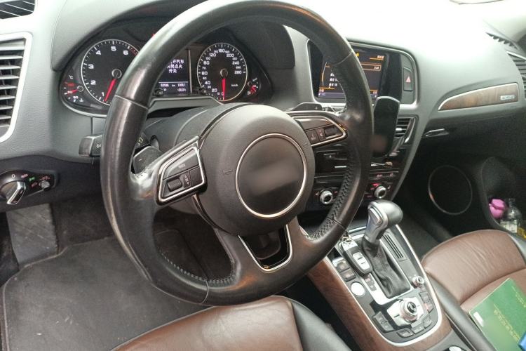 Used Audi Q5 2016 40 TFSI Comfort Model