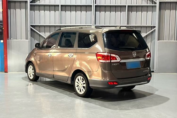 Used Baojun 730 2014 1.5L Manual Luxury Navigation ESP Version 7 Seats
