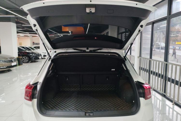 Used Volkswagen T-ROC 2020 230TSI DSG Two-Wheel Drive Advanced Version
