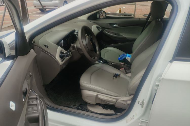 Used Chevrolet Cruze 2015 1.5L Automatic Fashion Navigation Edition