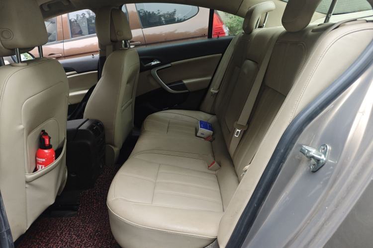 Used Buick Regal 2014 2.0L Elite Fashion Edition Left Rear Seat