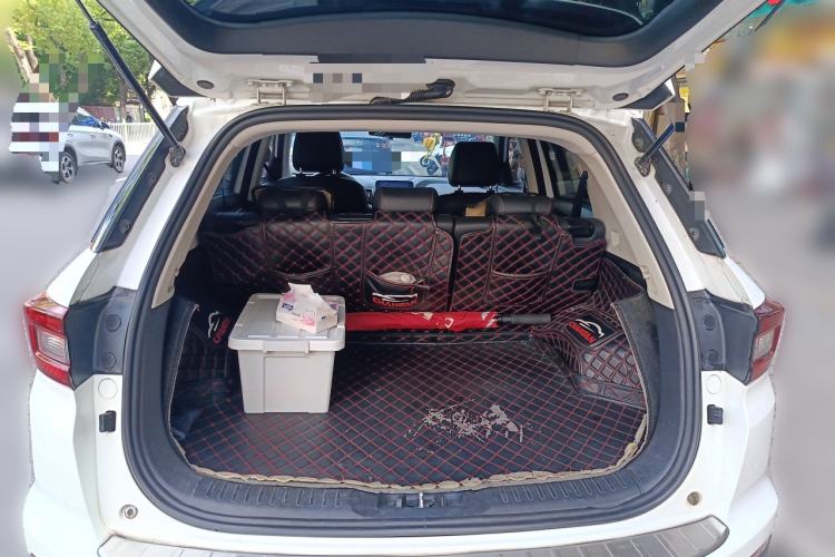 Used CHANGAN CS55 2018 1.5T Automatic Colorful Edition China V Standard Trunk