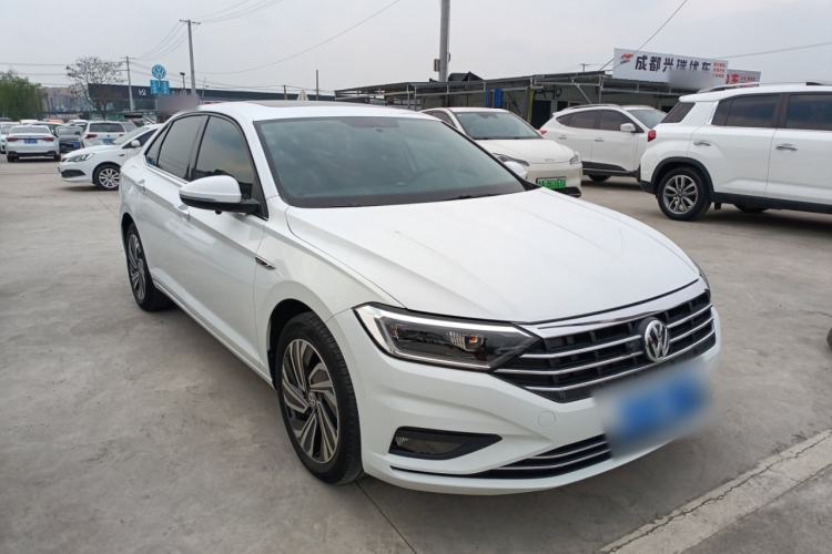 Used Volkswagen Sagitar 2021 280TSI DSG Excellence Edition Front Right 45 Deg