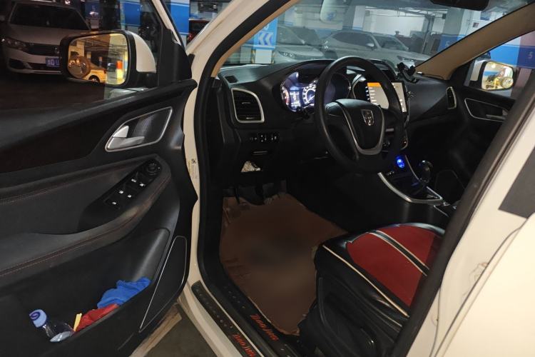 Used Baojun 560 2016 1.8L Manual Value Edition
