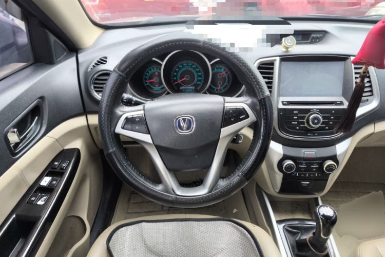 Used CHANGAN Eado 2013 1.6L Manual Luxury Model China V Standard Steering Wheel