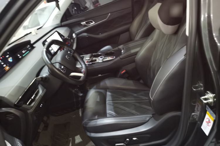 Used Changan UNI-K 2024 2.0T Two-Wheel Drive Global Edition