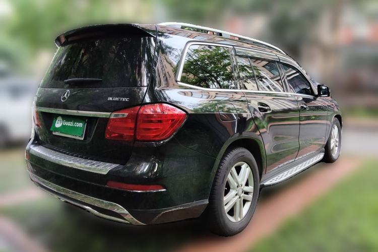 Used Mercedes-Benz GL-Class  Rear Right 45 Deg